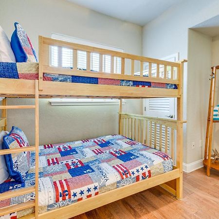 Miramar Beach Condo With Pool - Walk To Beach! Destin Eksteriør billede